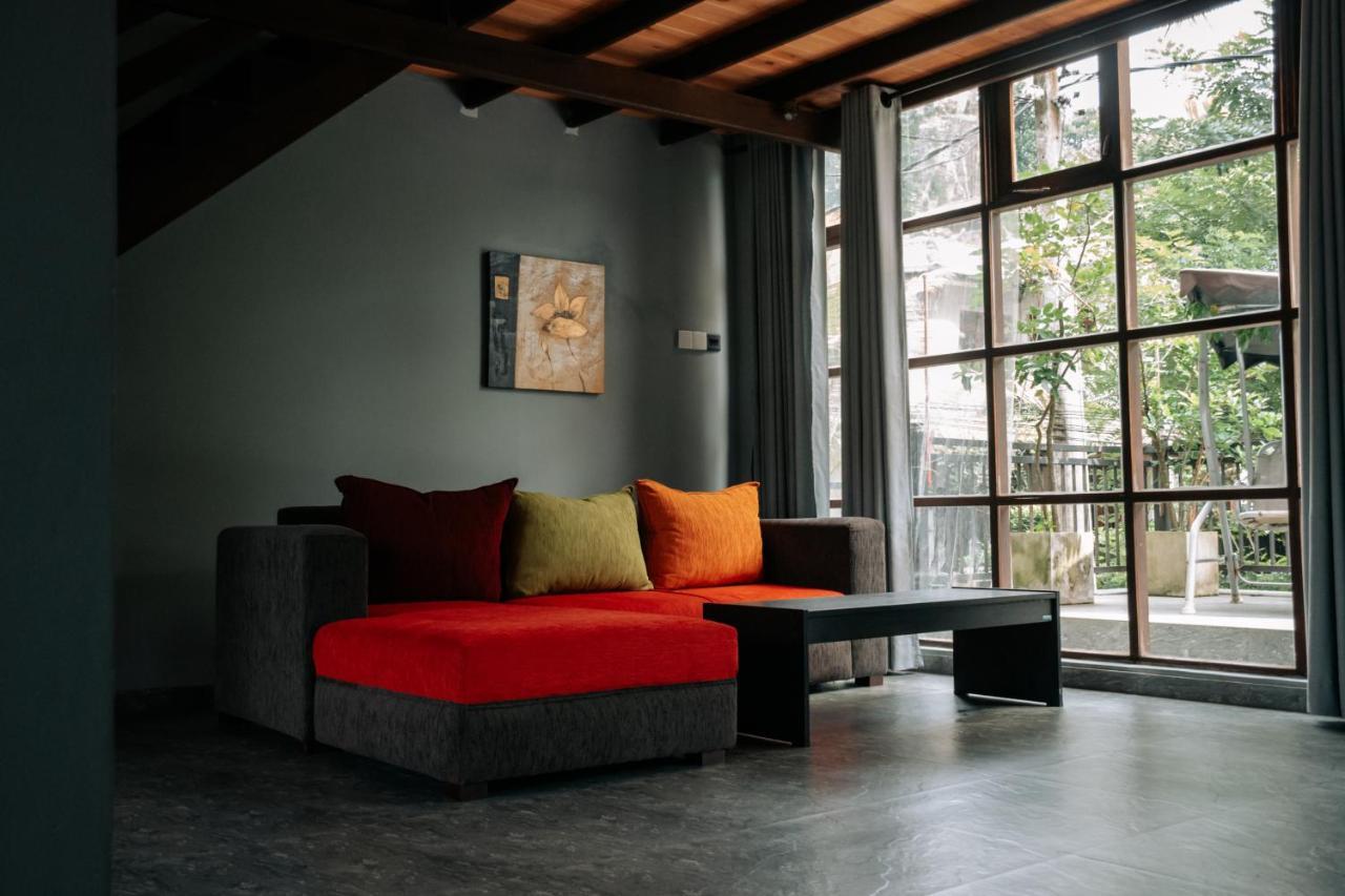 Amanzi Residence แคนดี้ ภายนอก รูปภาพ